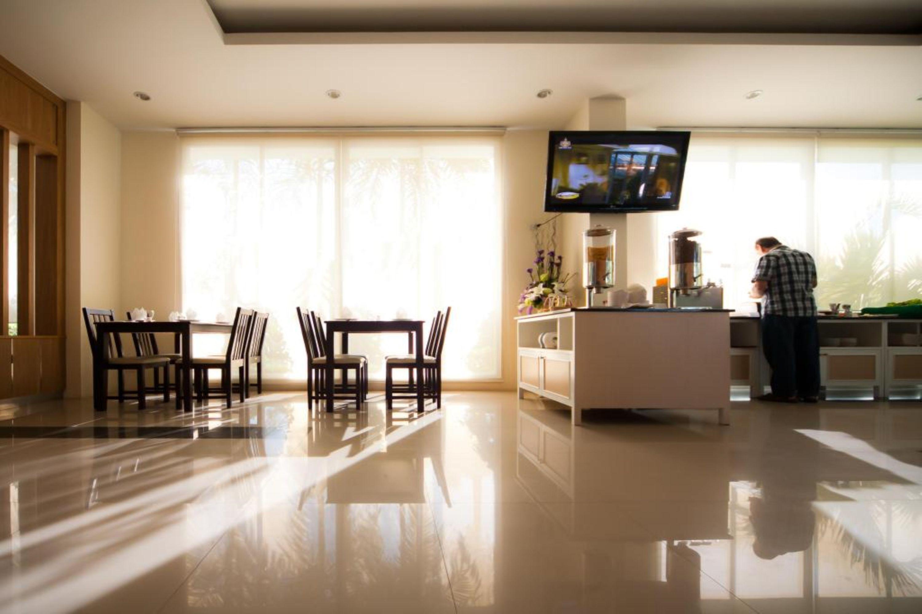 Phavina Hotel Rayong Sha Extra Plus Exterior foto
