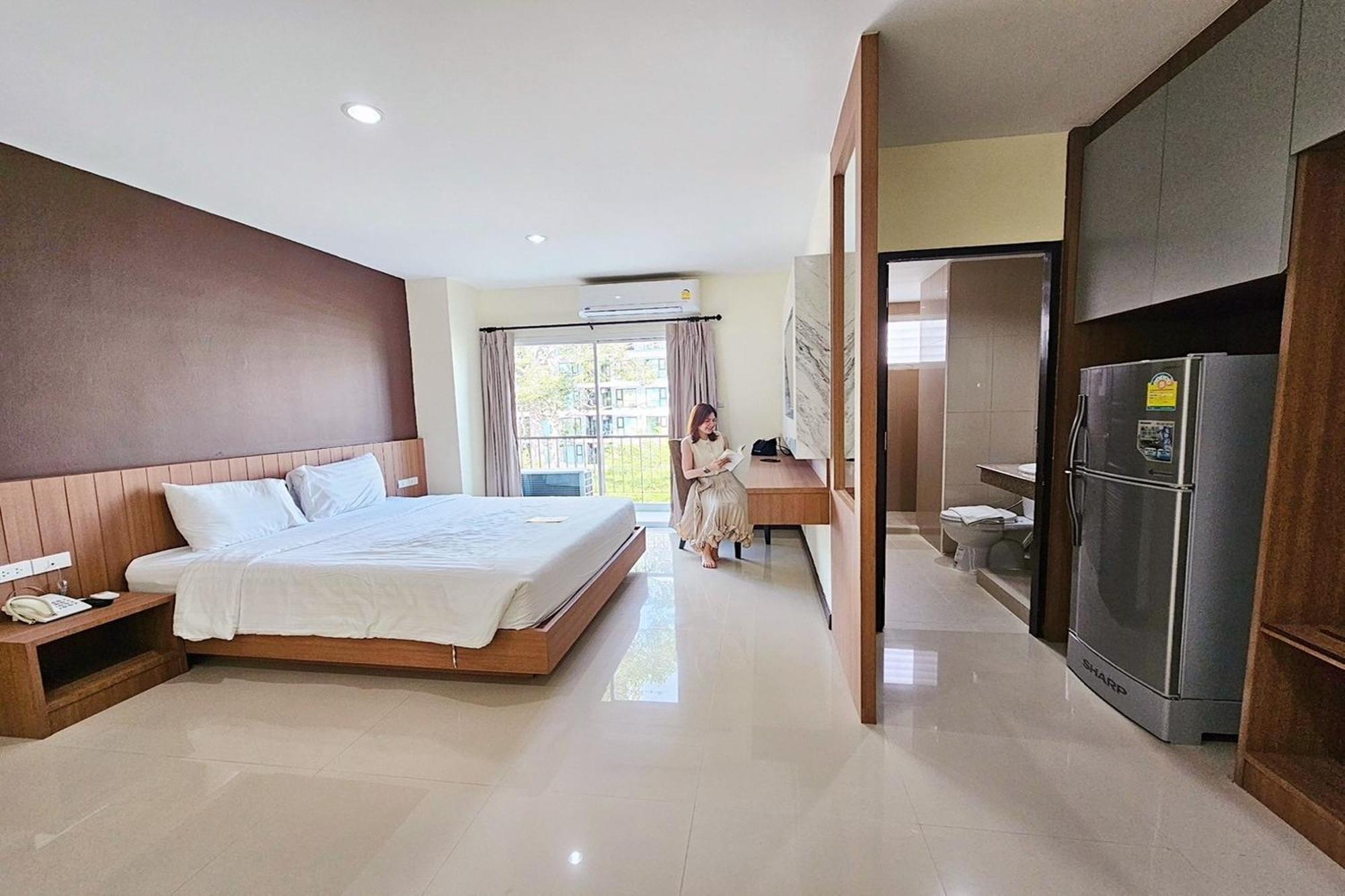 Phavina Hotel Rayong Sha Extra Plus Exterior foto
